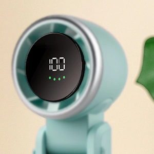 DIGITAL DISPLAY WITH REAL-TIME BATTERY & SPEED INFO